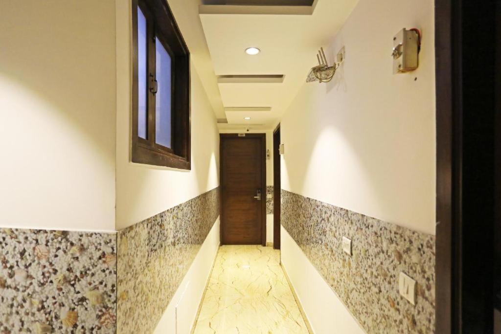 Hotel Urban Luxury New Delhi Exterior photo