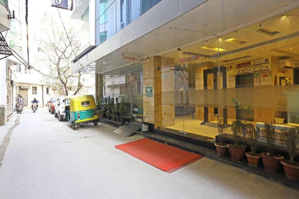 Hotel Urban Luxury New Delhi Exterior photo