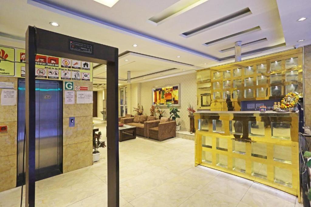 Hotel Urban Luxury New Delhi Exterior photo